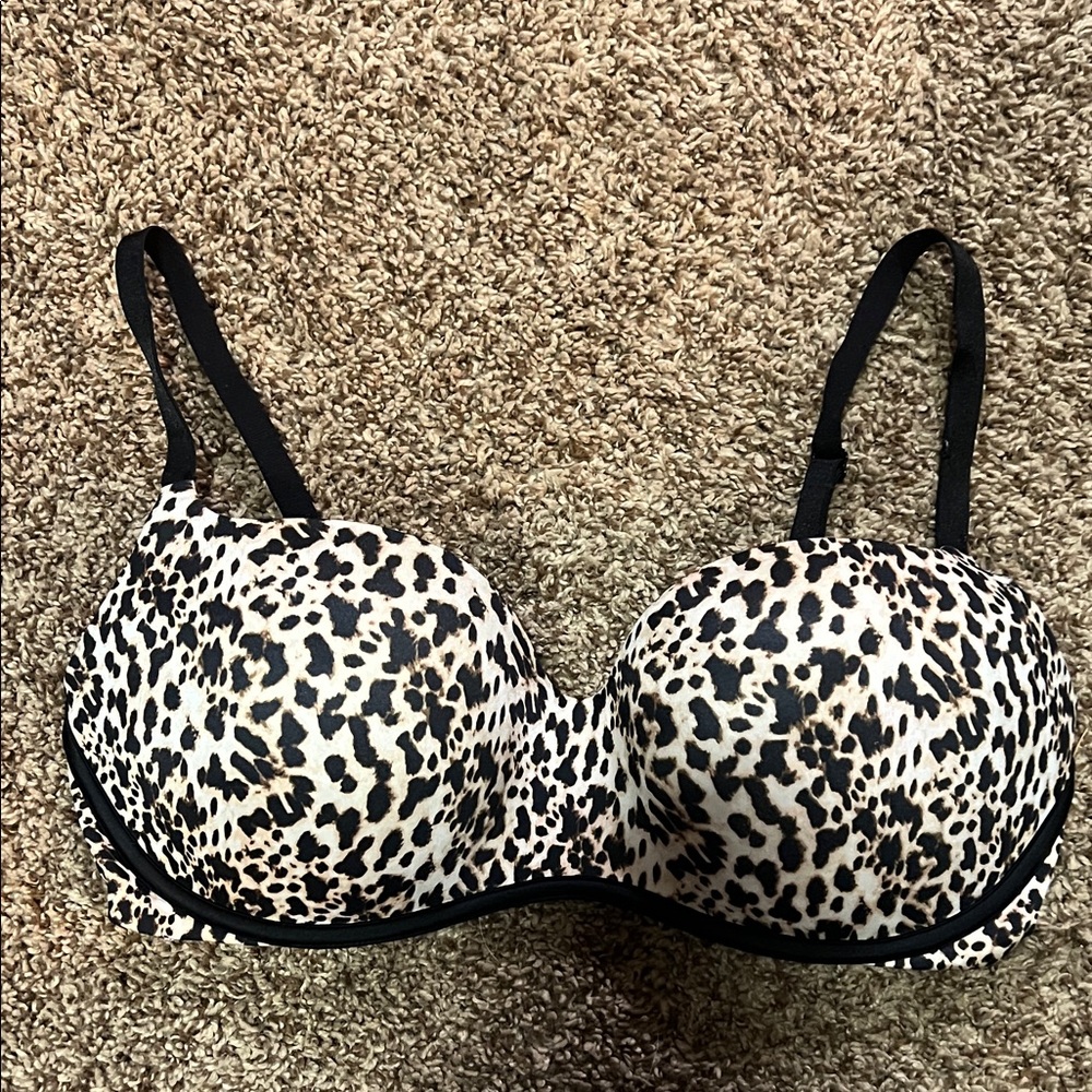 Victoria's Secret Black and Cream Leopard Bra